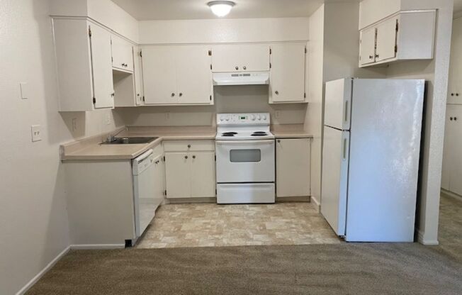 Beautiful 1, 2 and 3 bedroom apartments available for rent near Vancouver Mall!