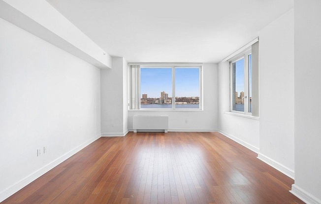 1 bed, 1 bath, 940 sqft, $6,250, Unit 12K