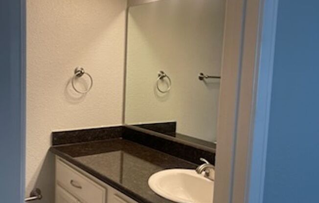 2 beds, 2 baths, 850 sqft, $2,820, Unit 835-06