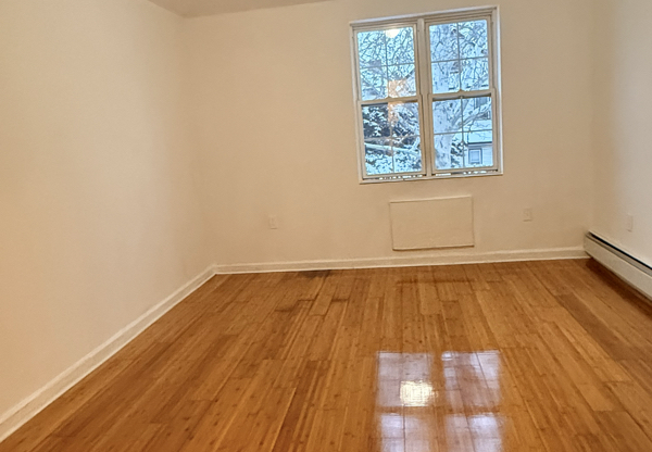 103 25 169 ST