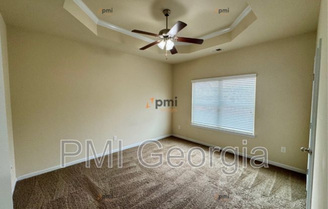 2 LONGLEAF CIR