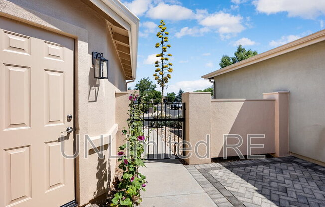 3267 IRIS LN