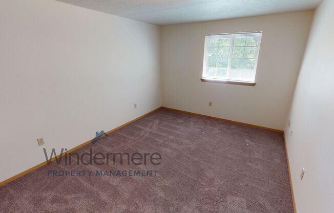 2 beds, 1 bath, 828 sqft, $1,095, Unit 68