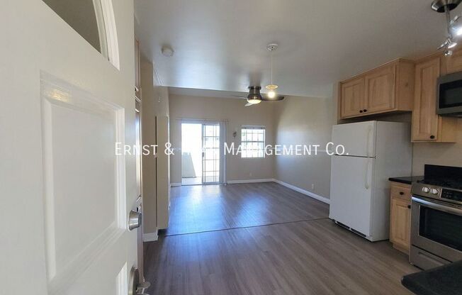 1201 Belmont Ave. #302