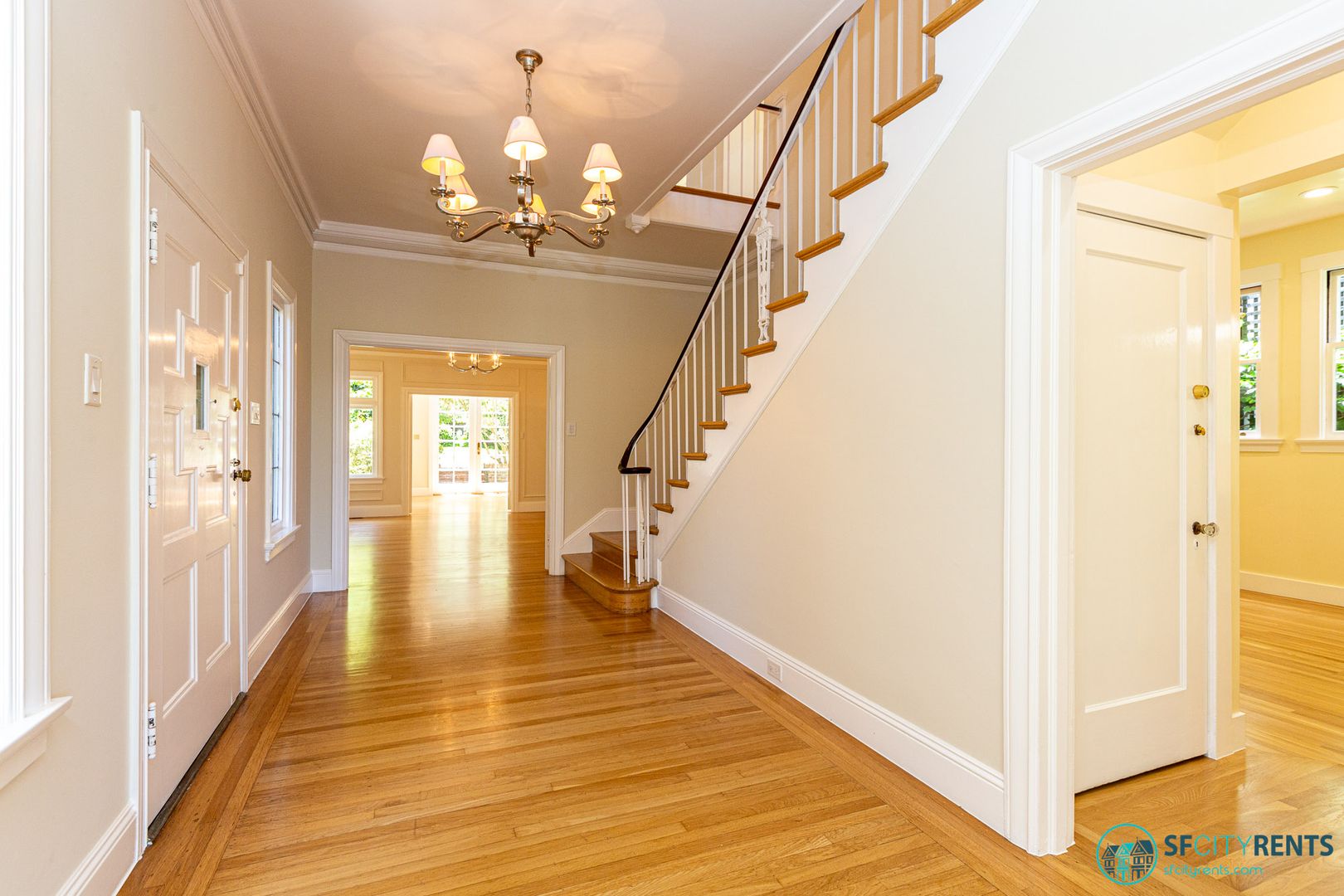 Pacific Heights: Remodeled Single Family Home w/ Garden, Rec Room & Double Car Garage