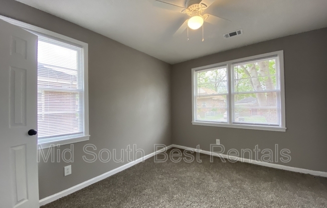 182 VAAL AVE