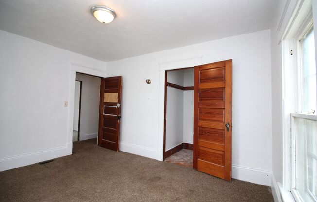 2 beds, 1 bath, $750