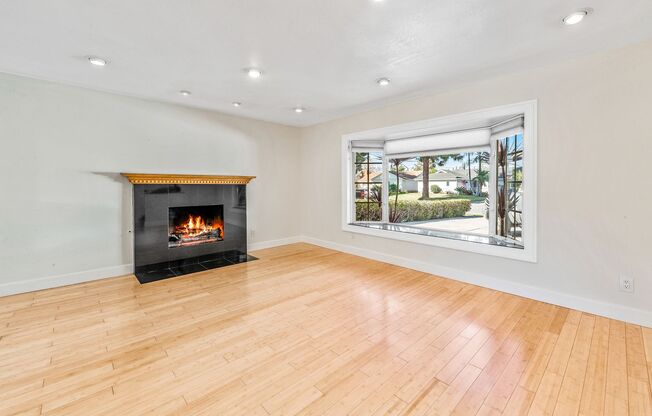 Charming 3-Bedroom, 2-Bathroom Home in Prime North Huntington Beach Location