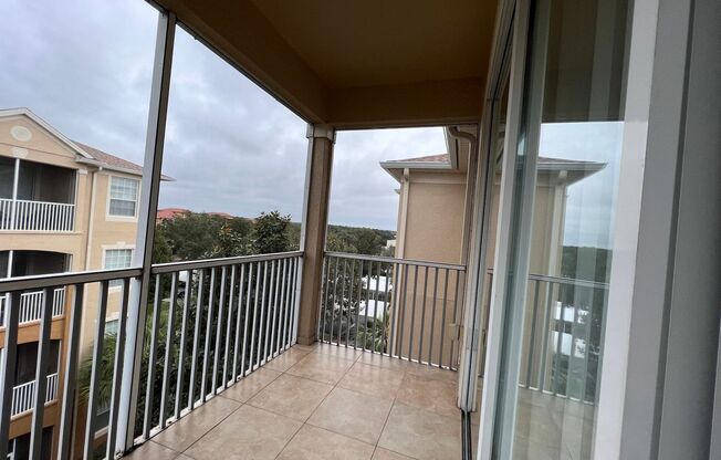 2 beds, 2 baths, $1,800