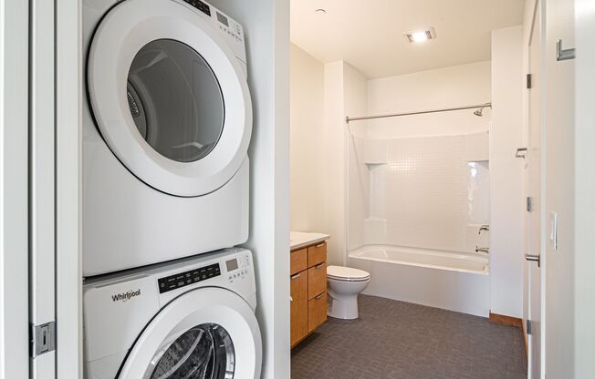 1 bed, 1 bath, 662 sqft, $1,350, Unit A125