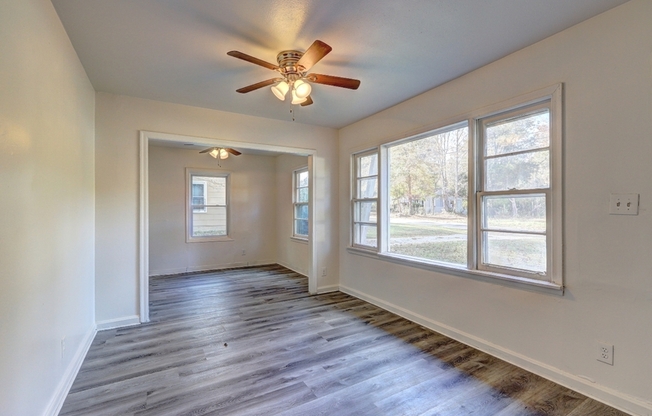 1123 GEORGE CIR