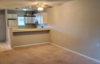 2 beds, 2 baths, $1,150, Unit 1727 A-201 Eagles Place