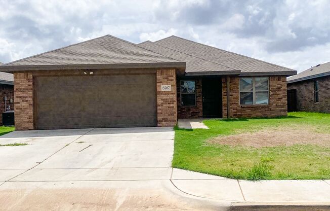 Self Showing - 4 bed 2 bath Move In Ready in Frenship ISD
