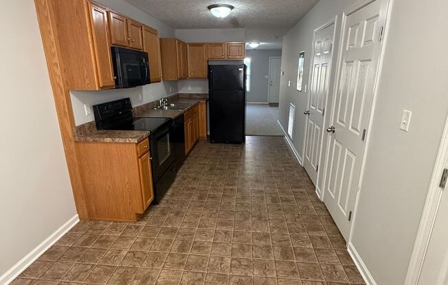 2 beds, 2 baths, $900, Unit 348F