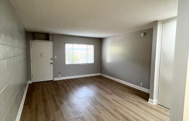 Studio, 1 bath, 380 sqft, $1,525, Unit 117 ***$299 DEPOSIT SPECIAL OAC***