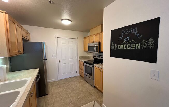 2 beds, 2 baths, $1,945