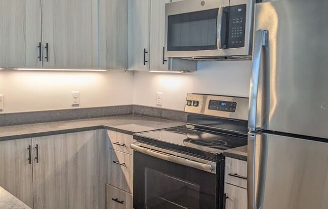 Studio, 1 bath, 511 sqft, $1,795, Unit Unit 408