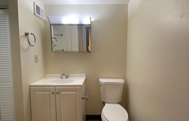 1 bed, 1 bath, $895, Unit Ste 1