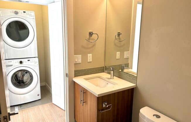 1 bed, 1 bath, 598 sqft, $1,195, Unit Unit B (LWR)