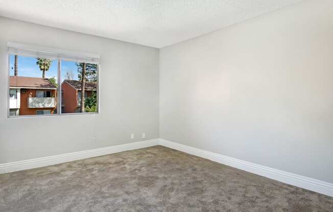 Carpeted Living Room at Pacific Trails Luxury Apartment Homes, California