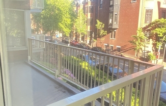 1 bed, 1 bath, 625 sqft, $3,500, Unit 207