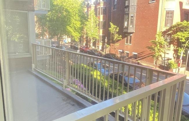 1 bed, 1 bath, 625 sqft, $3,500, Unit 207