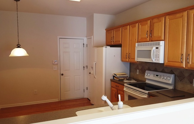 Beautiful Townhome located in the Blakeney Preserve!
