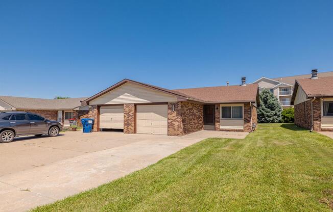 1136 SW 10 CIR
