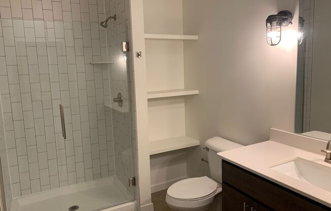 1 bed, 1 bath, 754 sqft, $1,425, Unit 302