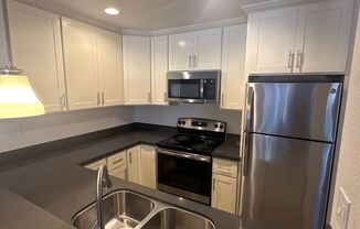 422 -  CENTRAL PARK APARTMENTS