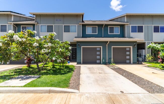 3BD/2.5BA Townhouse in Ewa Beach with 1 Car Garage