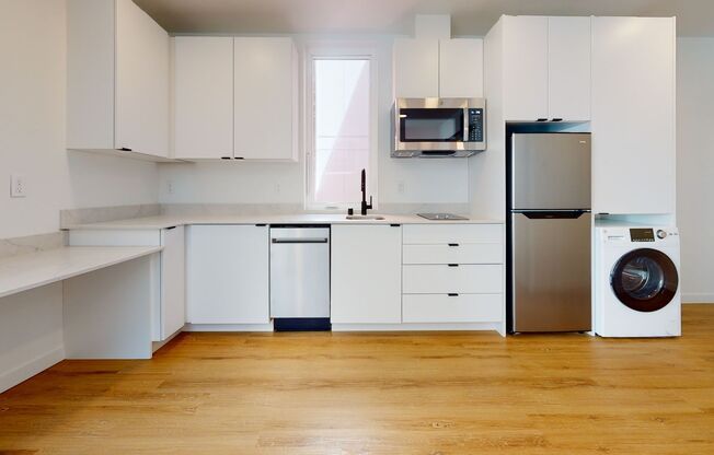 Studio, 1 bath, 264 sqft, $1,195, Unit 409