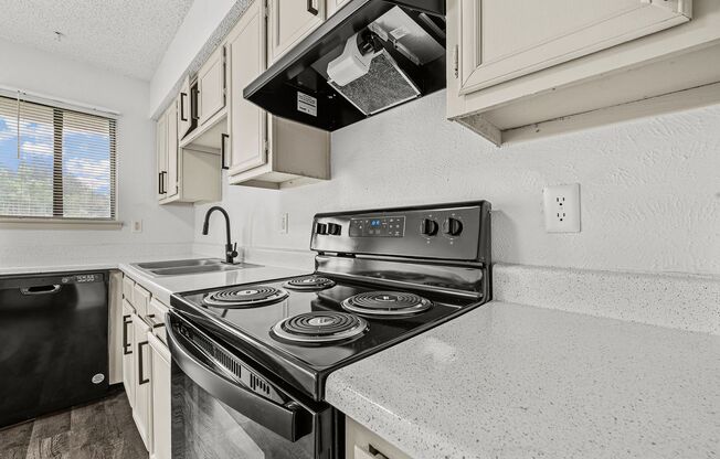 3 beds, 2 baths, 1,123 sqft, $1,600, Unit F-04