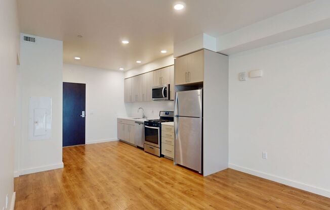 1 bed, 1 bath, 742 sqft, $2,620, Unit 504