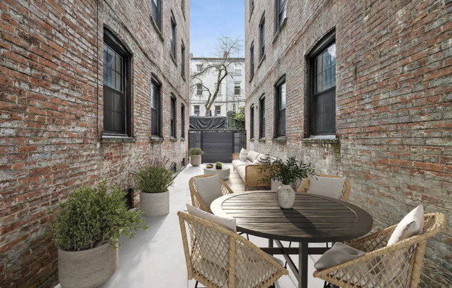 21 COLUMBIA PL