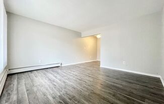 1 bed, 1 bath, 500 sqft, $895, Unit 155