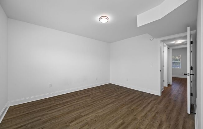 2 beds, 1.5 baths, 850 sqft, $1,695, Unit E109