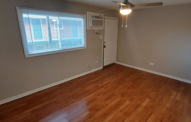 Studio, 1 bath, 335 sqft, $765, Unit IV B-05