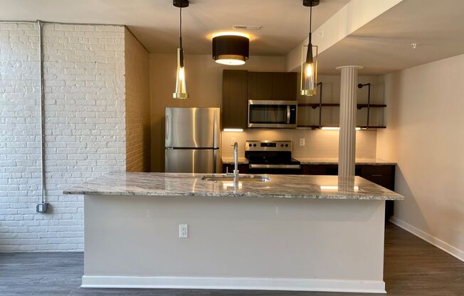 2 beds, 2 baths, 1,513 sqft, $2,495, Unit Cream City Lofts-102