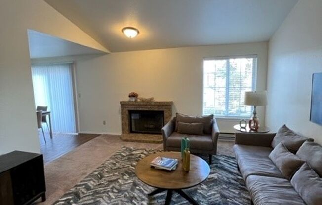 2 beds, 2 baths, 1,030 sqft, $1,735, Unit 811