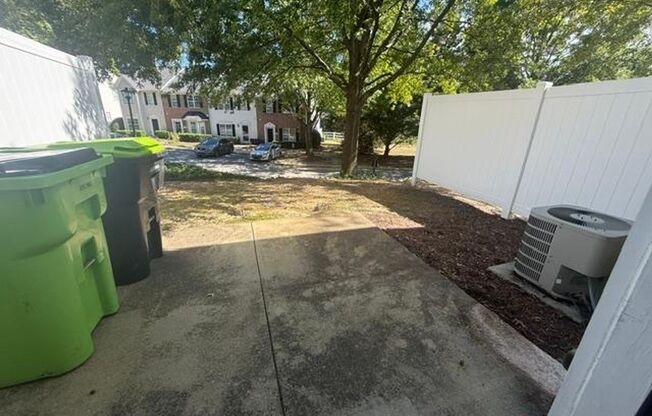 113 Eldon Lane - Bev Roberts Rentals & Property Management
