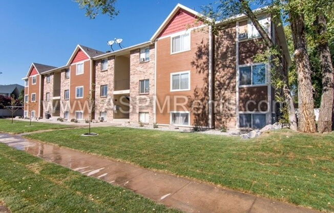 291 E HL AVE