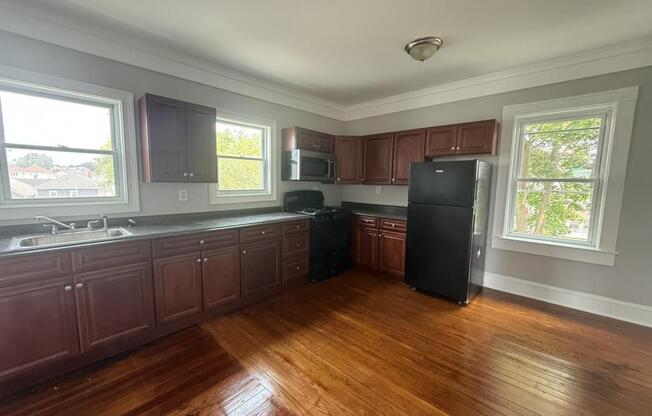 60 BOGLE ST