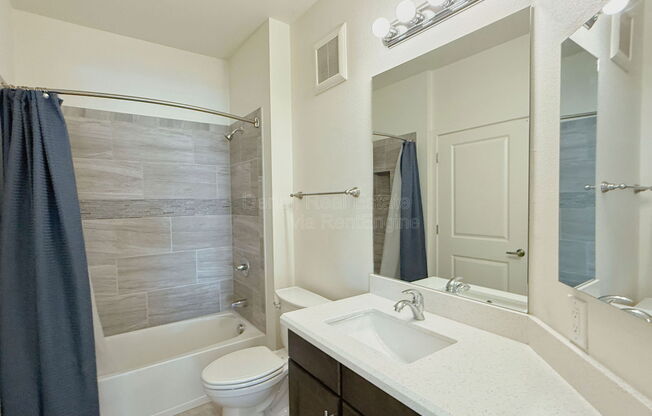 2 beds, 2 baths, 1,191 sqft, $1,995, Unit 320