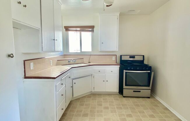 1 bed, 1 bath, 575 sqft, $1,650, Unit 7611-D