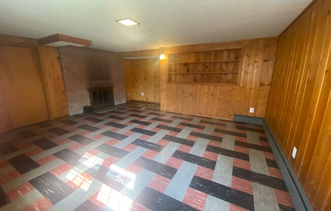 3 beds, 2 baths, $3,850