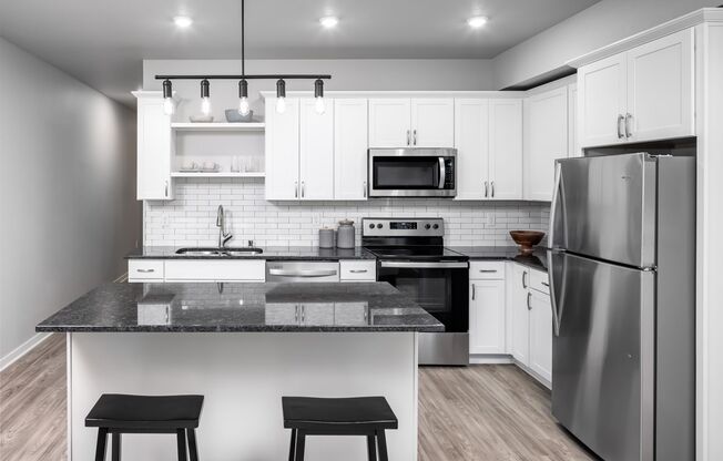 1 bed, 1 bath, 729 sqft, $1,645, Unit 504