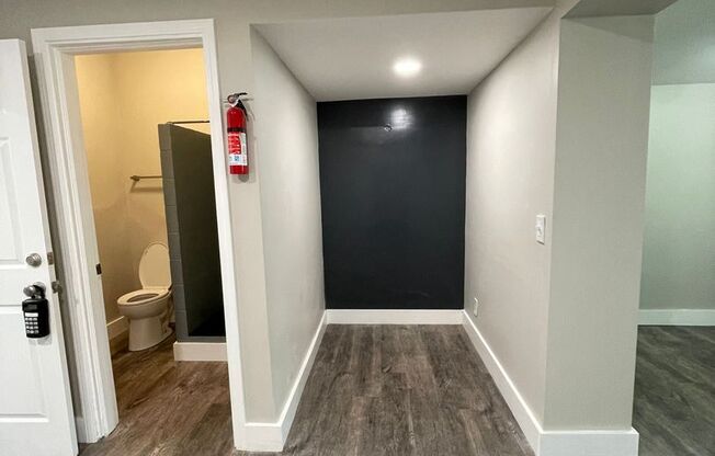 Studio, 1 bath, 450 sqft, $650