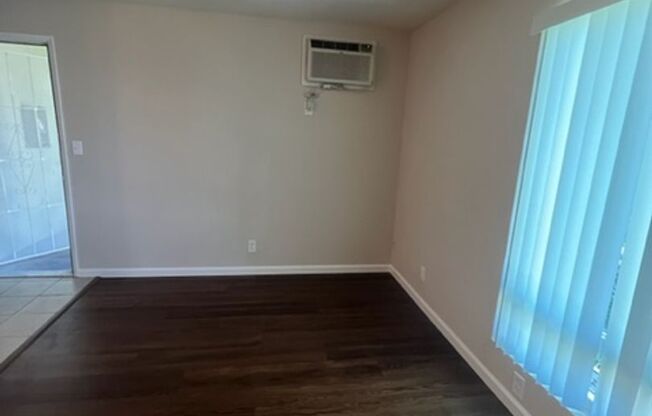 1 bed, 1 bath, 704 sqft, $1,425, Unit 41