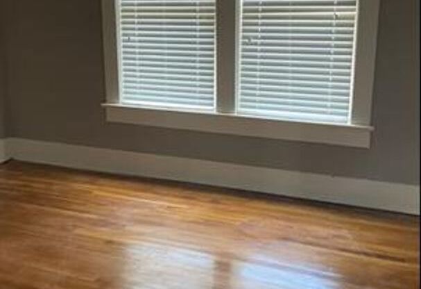 Charming 3-Bedroom Home in Memphis-Spacious & Inviting!